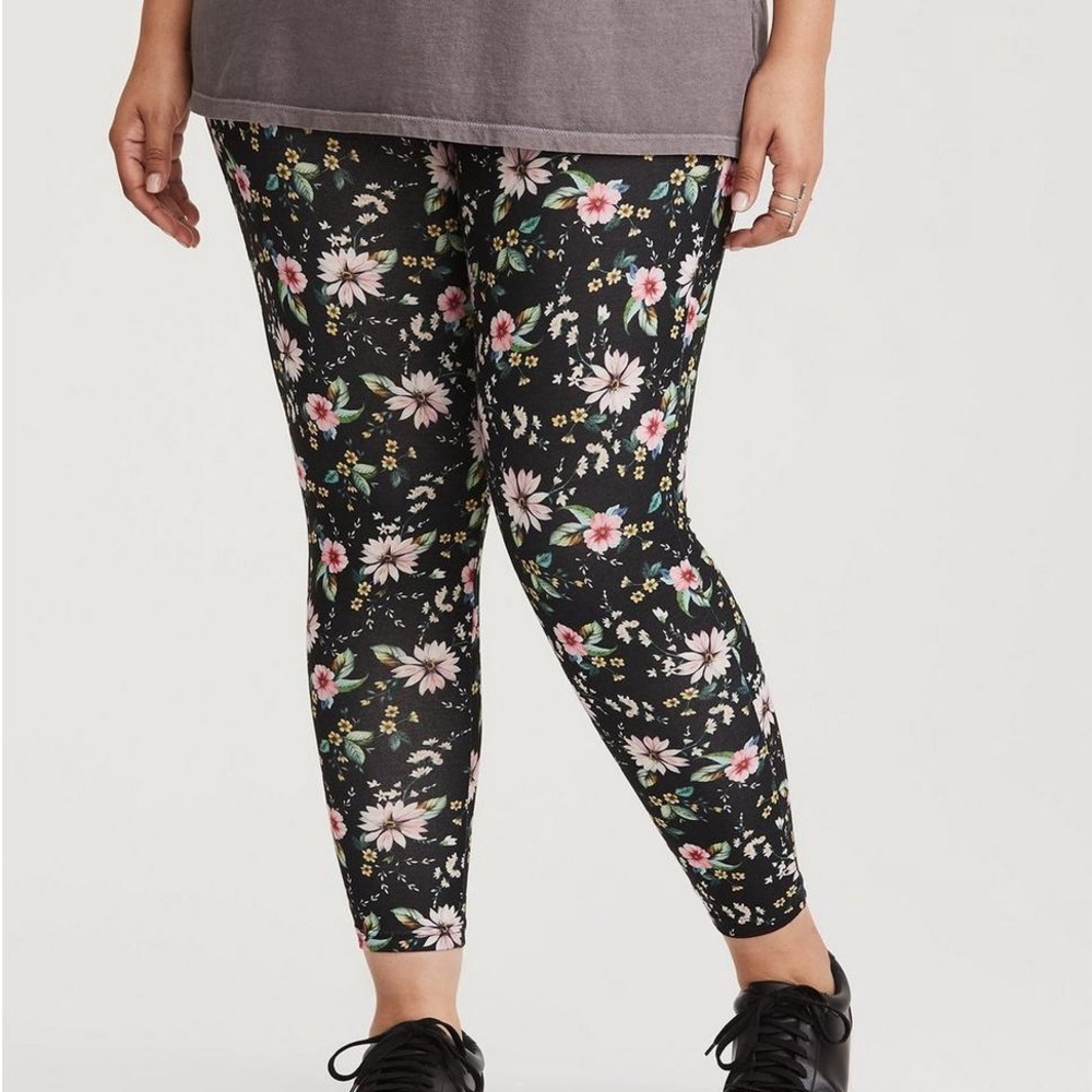 Torrid Floral Full Length Legging